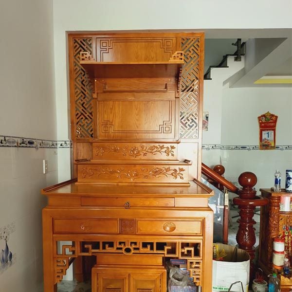 Vách ngăn bàn thờ chữ vạn  -  VNB95
