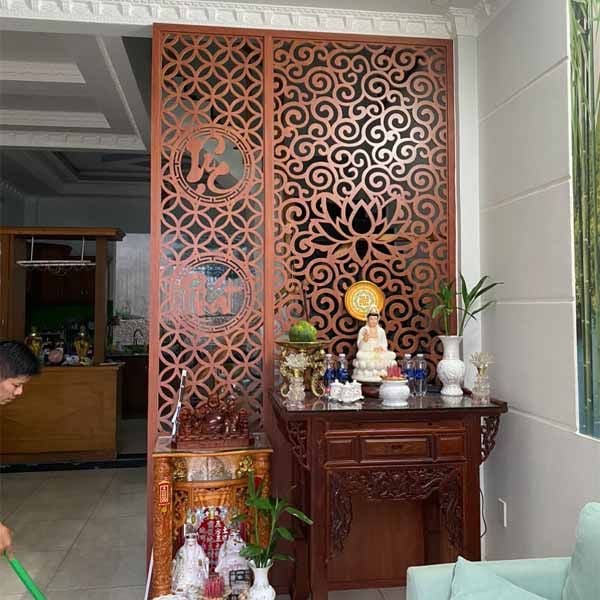 Vách ngăn bàn thờ chữ vạn  -  VNB102