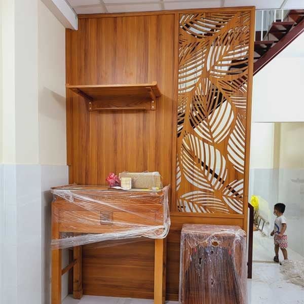 Vách ngăn bàn thờ chữ vạn  -  VNB96