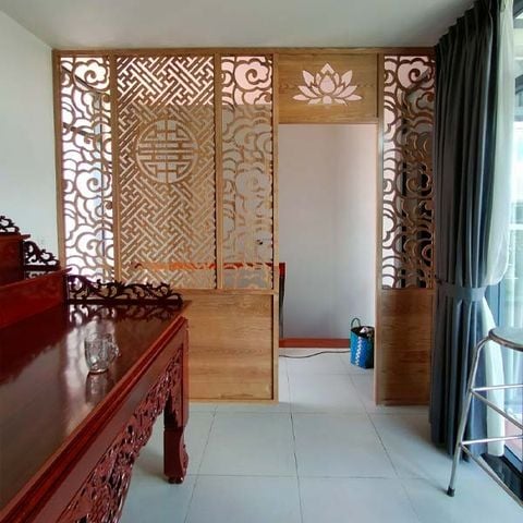  Vách ngăn bàn thờ -  VNB108 