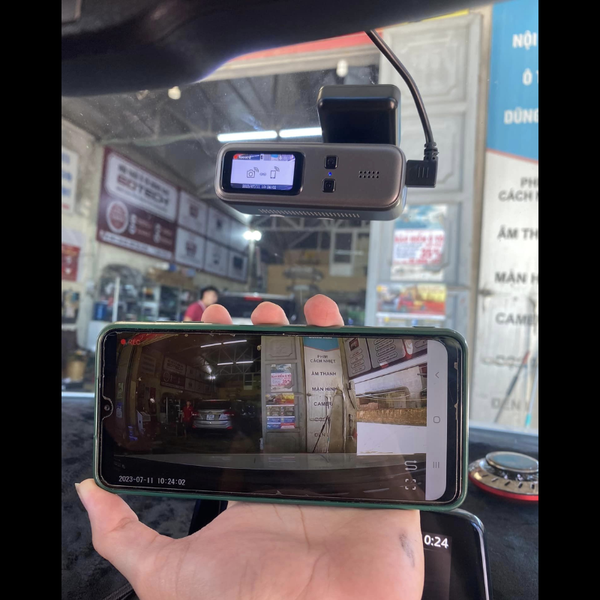  CAMERA HÀNH TRÌNH Q6 FHD WIFI ĐA NĂNG - TẮT MÁY GHI HÌNH LIÊN TỤC - CÓ 2 MẮT CAMERA TRƯỚC SAU 