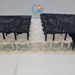 Tấm nhựa lót đáy bể lọc cho cá cảnh  màu đen - màu trắng kích cỡ 14 x14cm