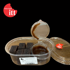 Bánh brownie chấm sốt