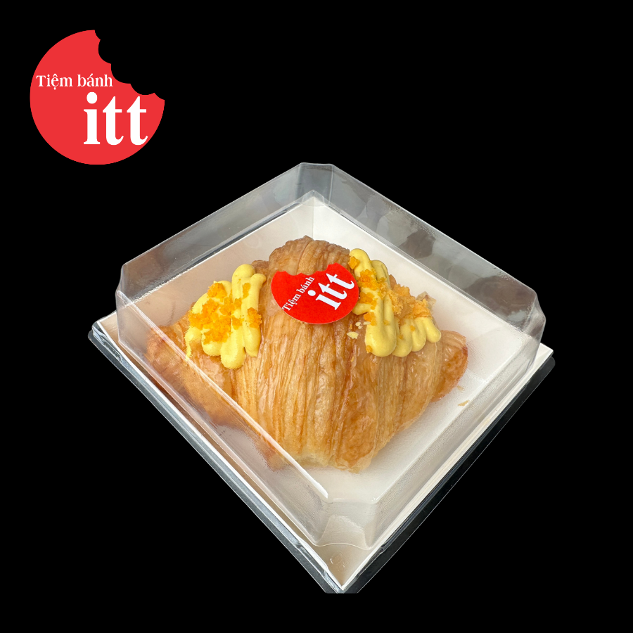 Croissant vị trứng muối