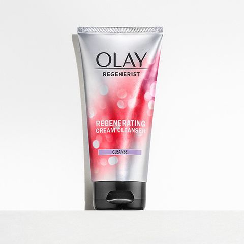 Sữa rửa mặt OLAY Regenerist Regenerating Cream Cleanser OL18