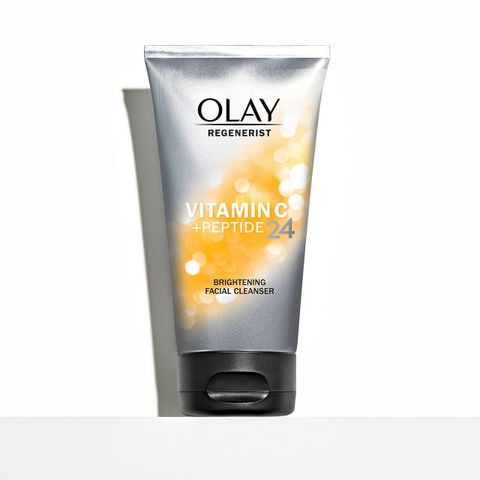 Sữa rửa mặt làm sáng da OLAY Regenerist Vitamin C + Peptide 24 Brightening Facial Cleanser OL15