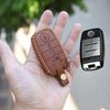 Bao Da Chìa Khoá KIA Seltos 2023, Sonet luxury, Premium, new Carens , Caren 2022 2023 logo KIA mới handmade Da Thật 006B