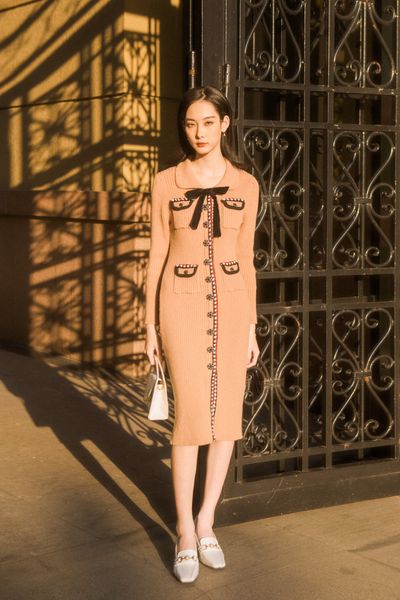 Pocketed midi knitted dress - Brown