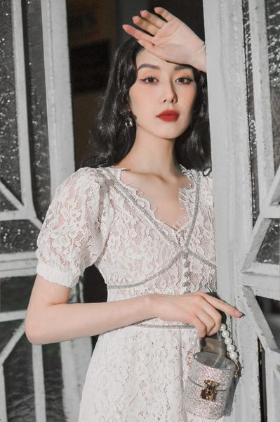 Lace embellished MINI - Cream