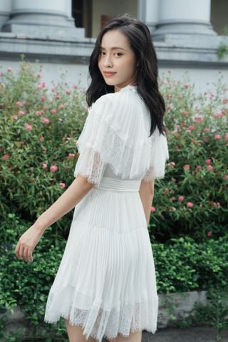Lace-trimmed cape dress - MINI