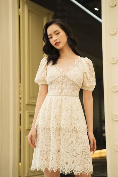 Lace embellished MINI - Cream