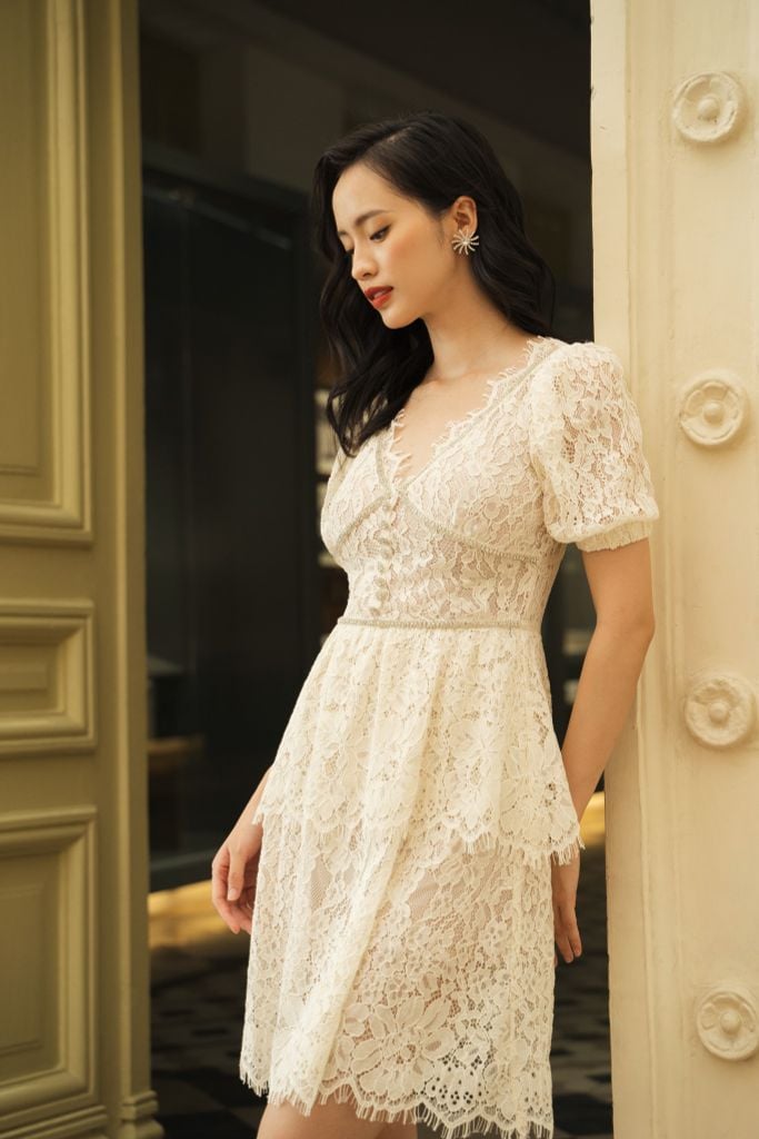 Lace embellished MINI - Cream