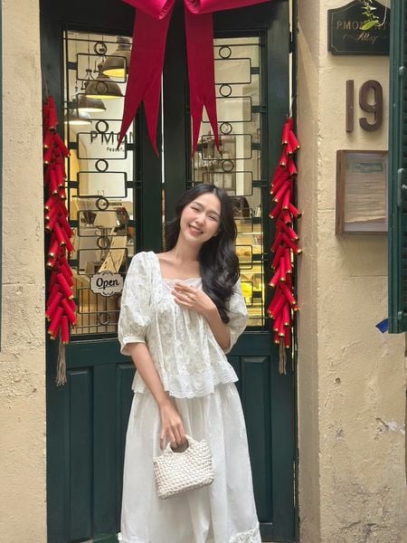 Áo cotton kiểu Faye AO201