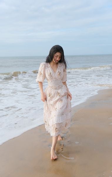 Đầm cotton tay lửng Lucy DAM006