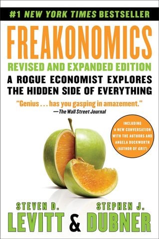  Freakonomics Revised and Expanded Edition 