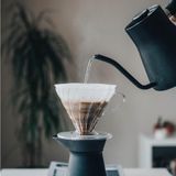  Phễu Lọc Cà Phê Hario V60 Nhựa Trong, Dụng pha cafe lọc giấy từ HARIO, giúp cà phê nhẹ nhàng - Mountain Pearl Roastery 