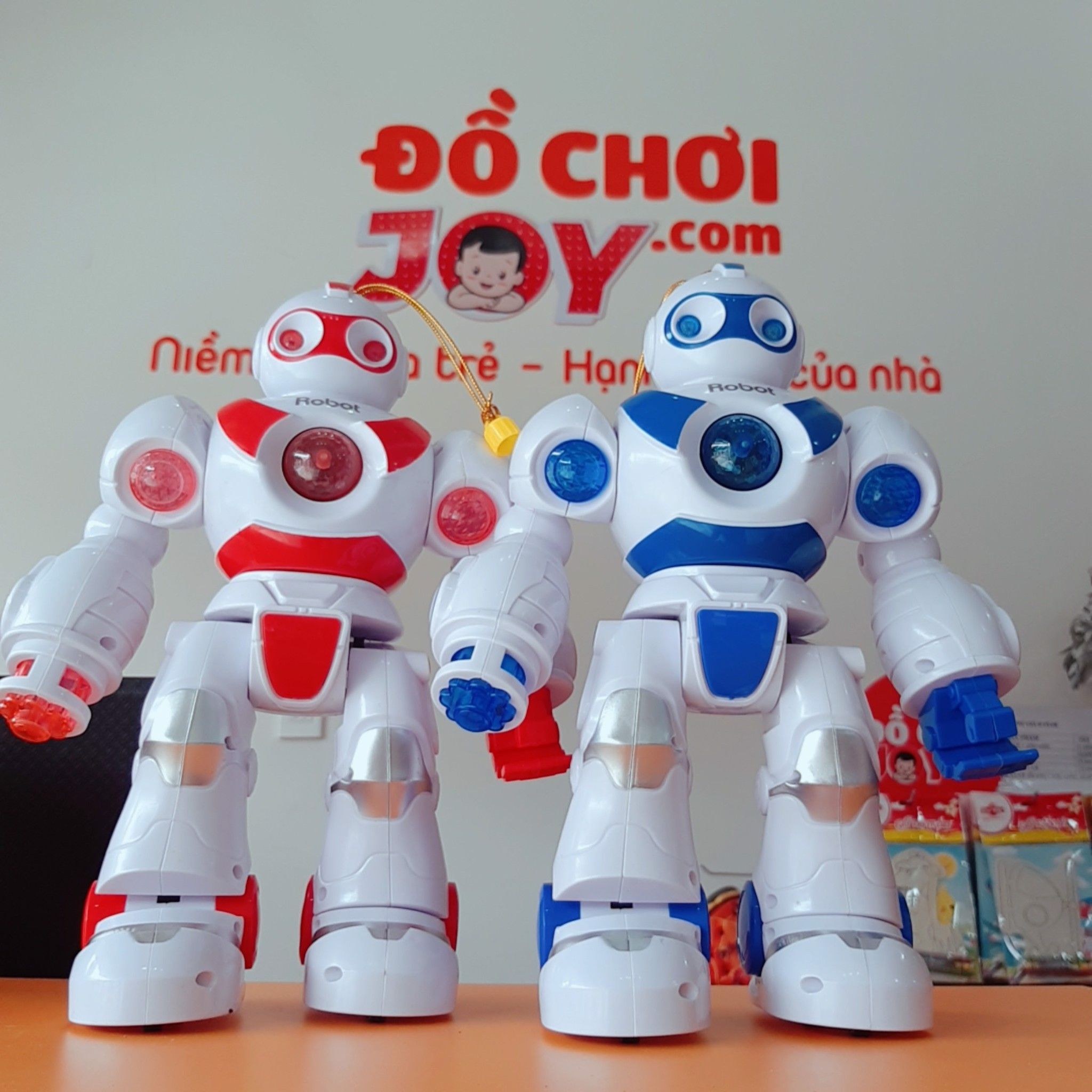  Lồng đèn Robot siêu nhân lớn 