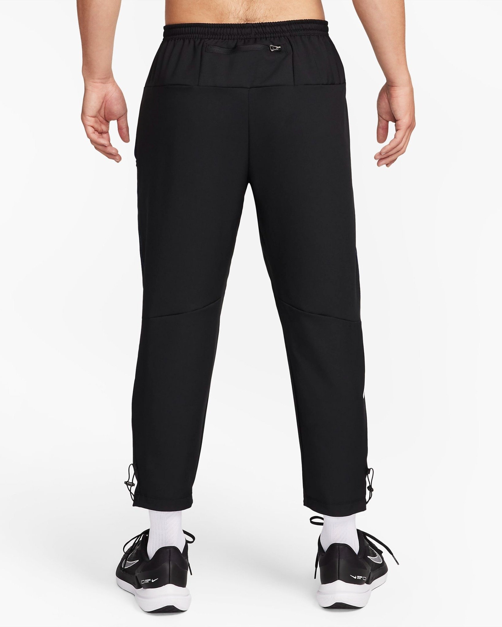 Quần running nike  Challenger Track Club Men'S Dri-Fit nam FB5504-010