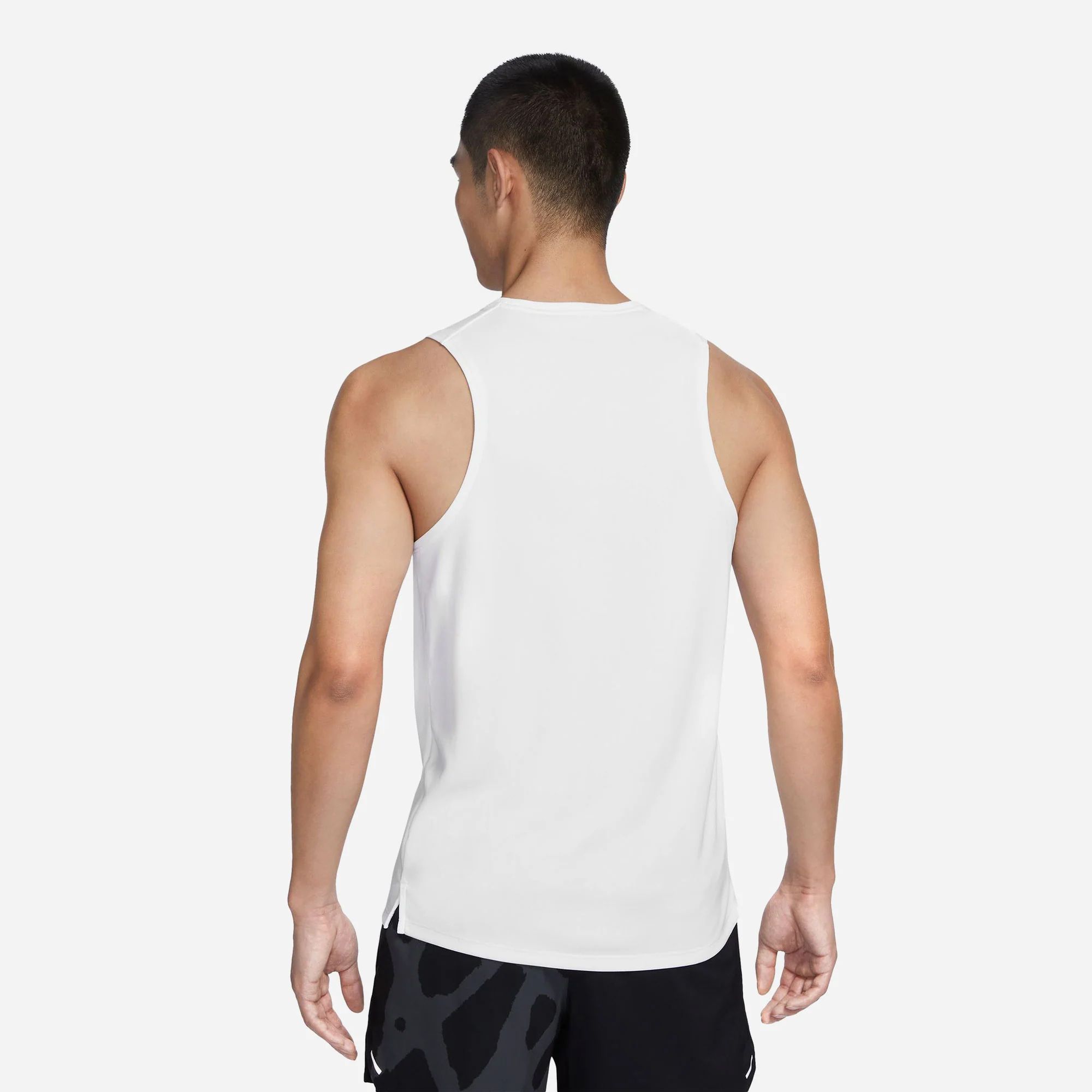  Áo running Nike Dri-FIT Miler nam DV9322-100 