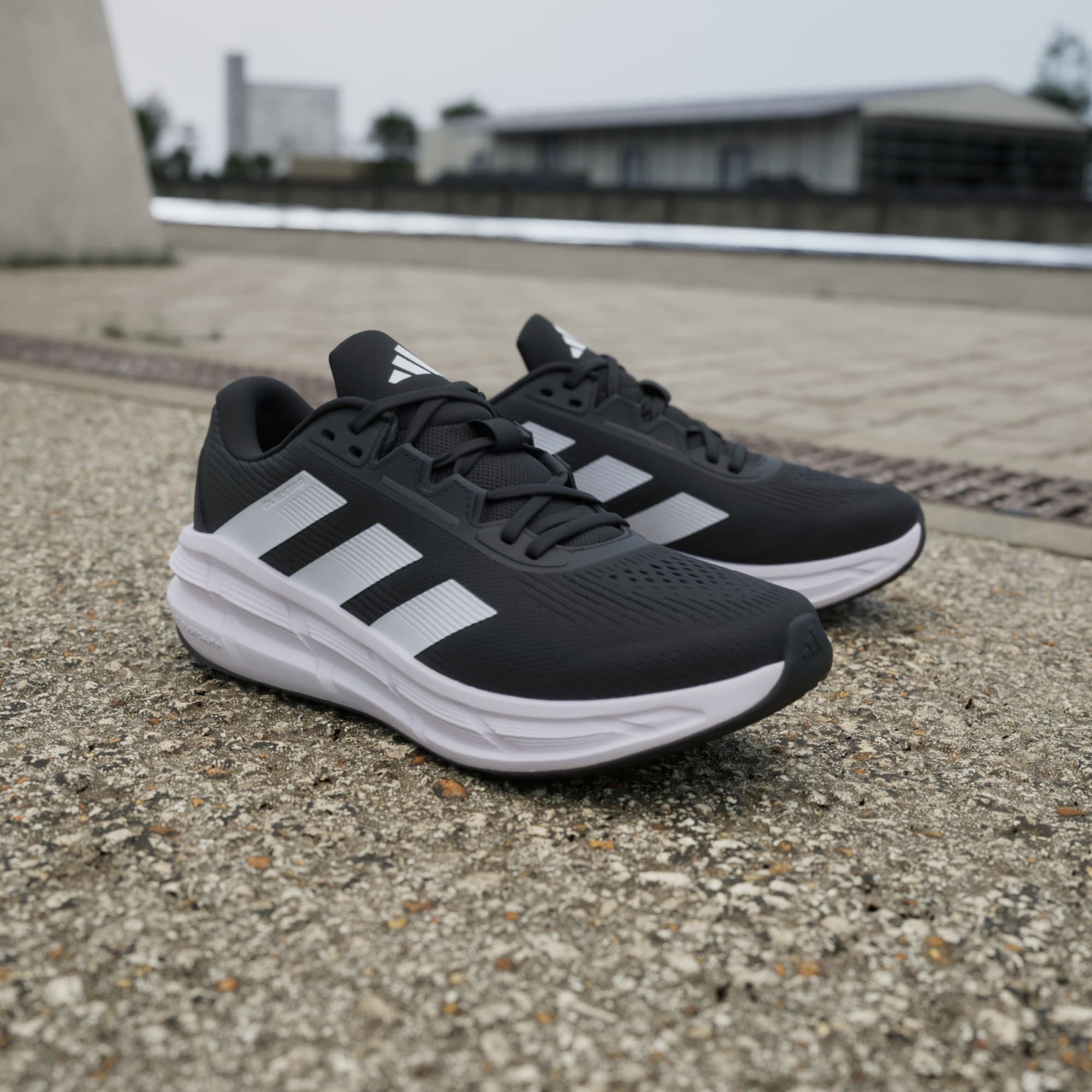 Giày running adidas QUESTAR 3 nam ID6320 
