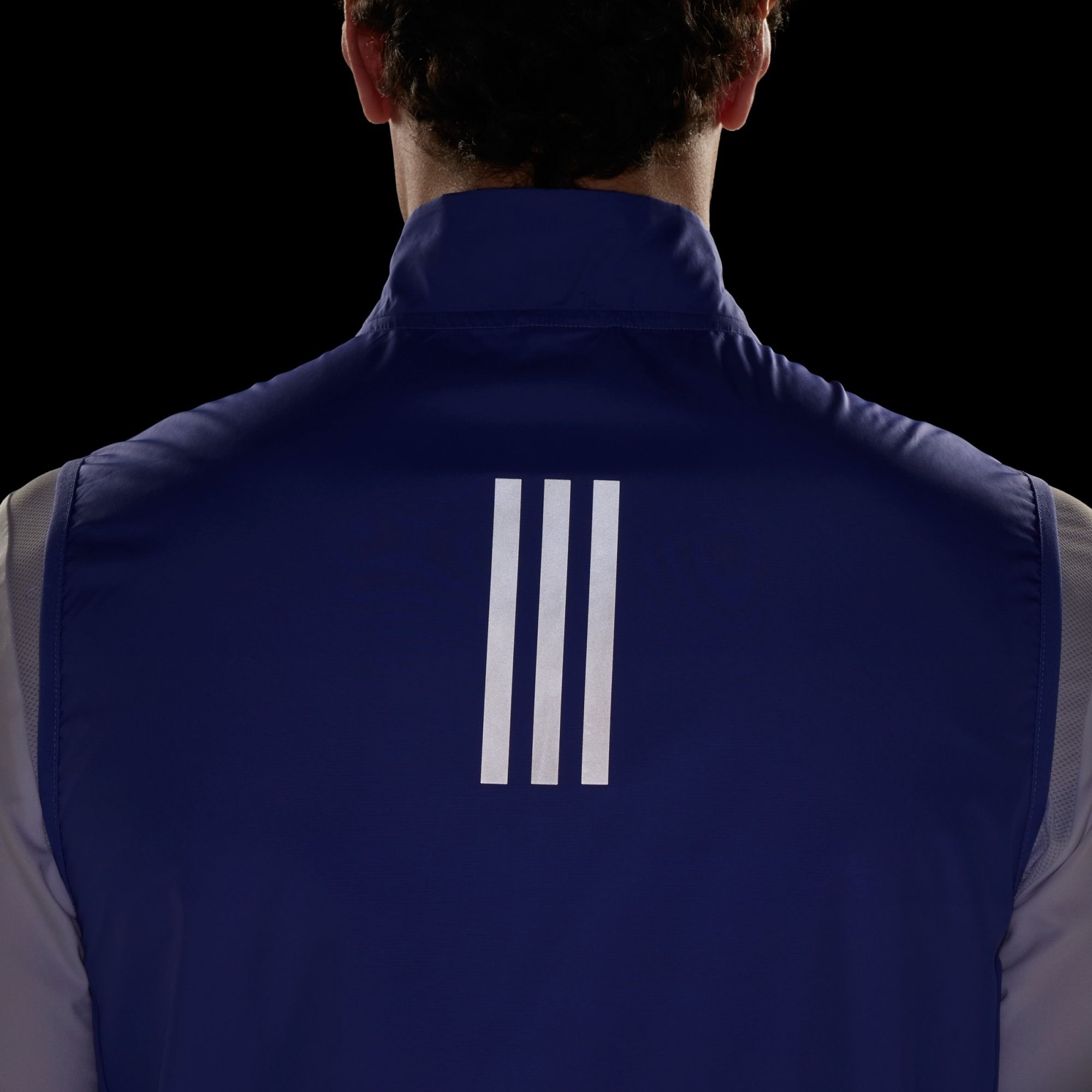  Áo running Adidas VEST OWN THE RUN nam IW0025 