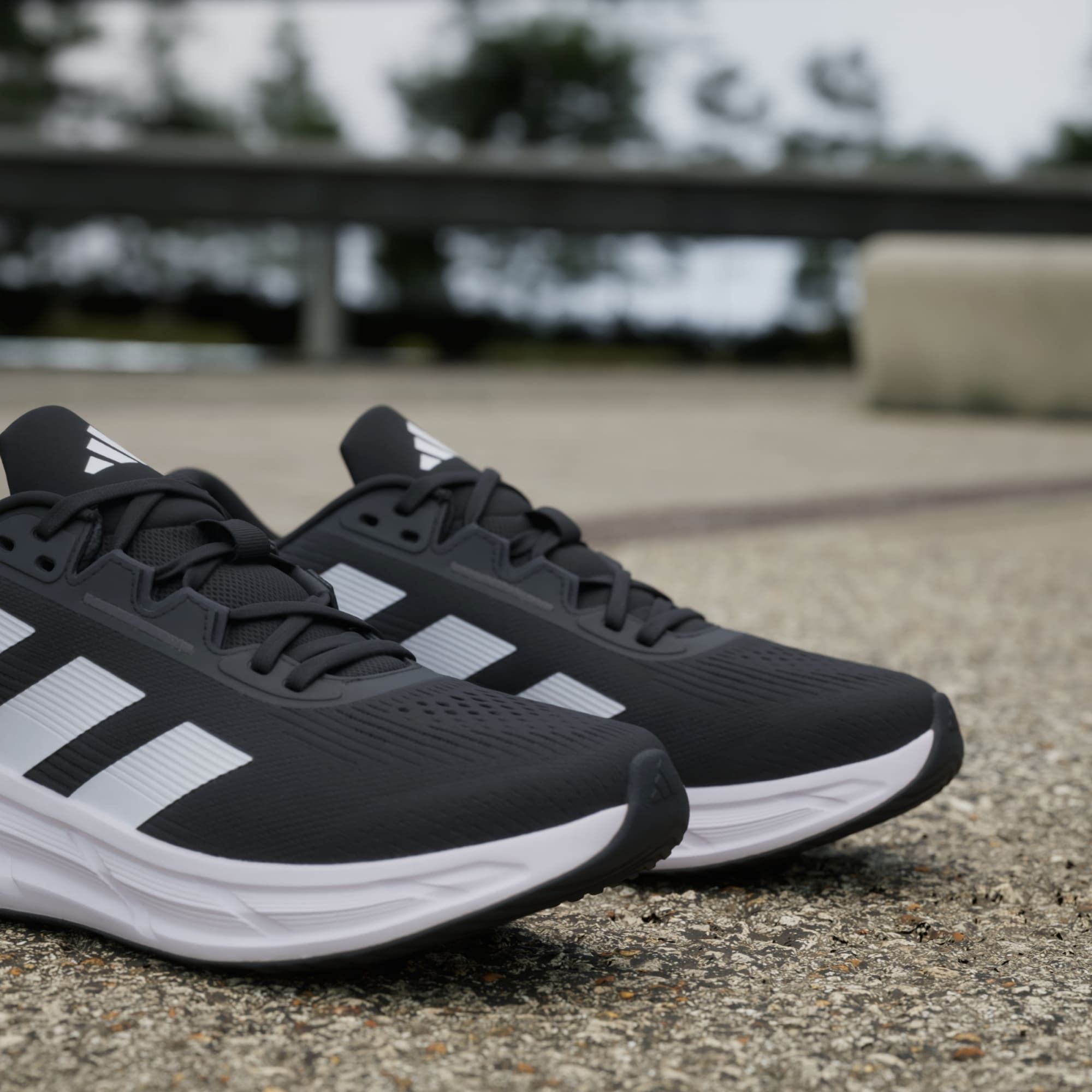  Giày running adidas QUESTAR 3 nam ID6320 
