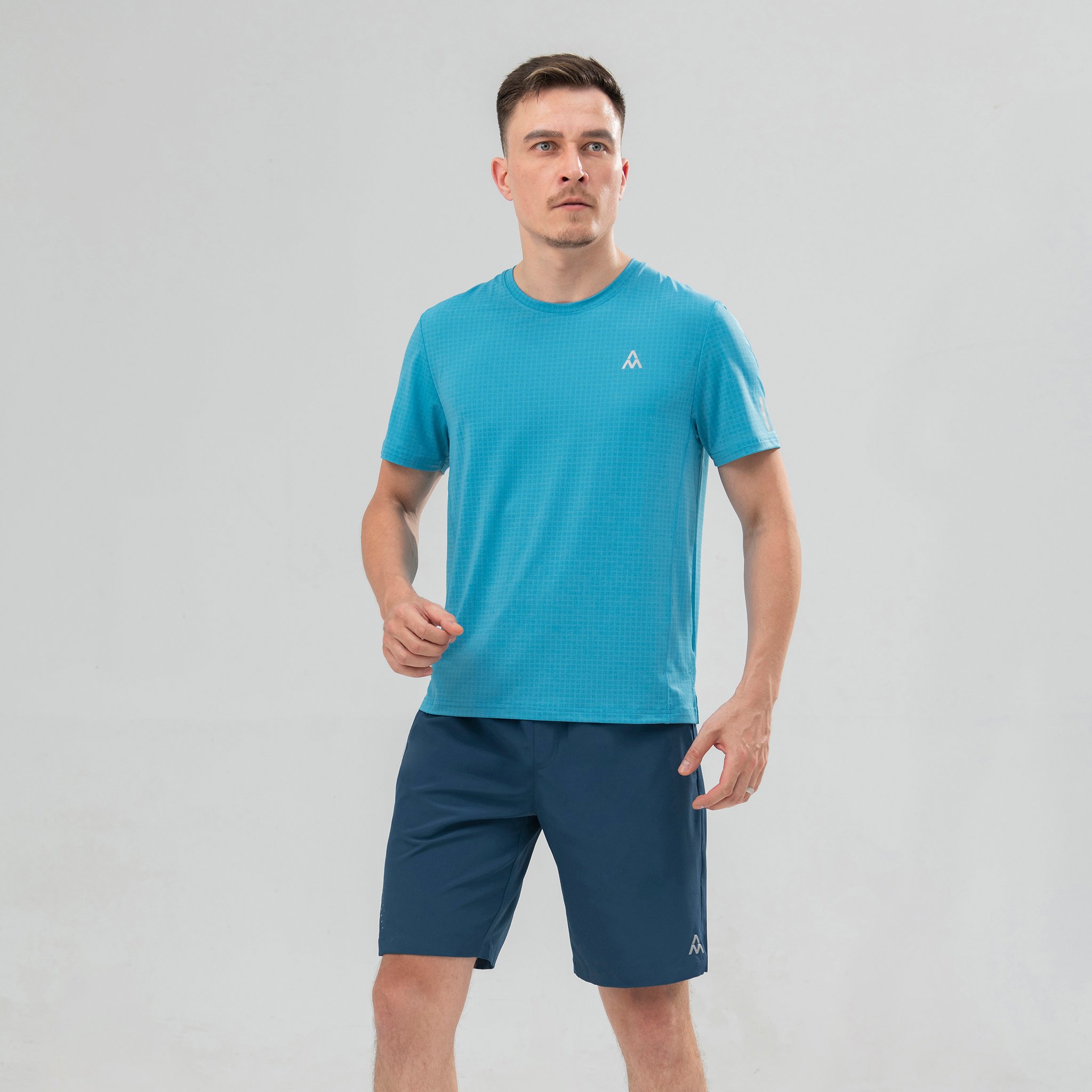 Áo Tshirt nam AM màu xanh da trời TSM221-33