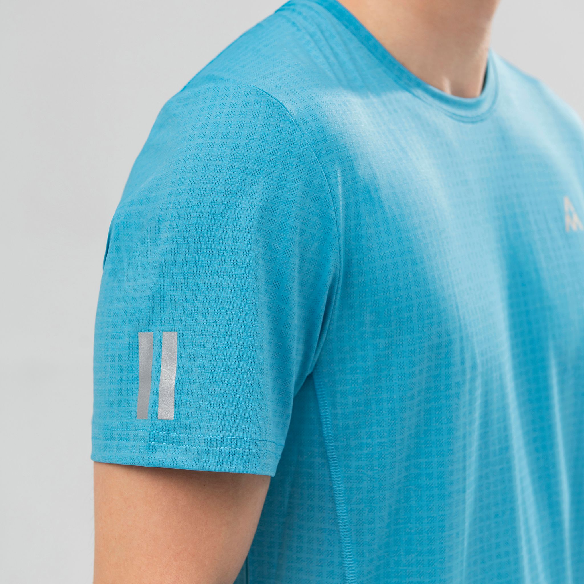  Áo Tshirt nam AM màu xanh da trời TSM221-33 