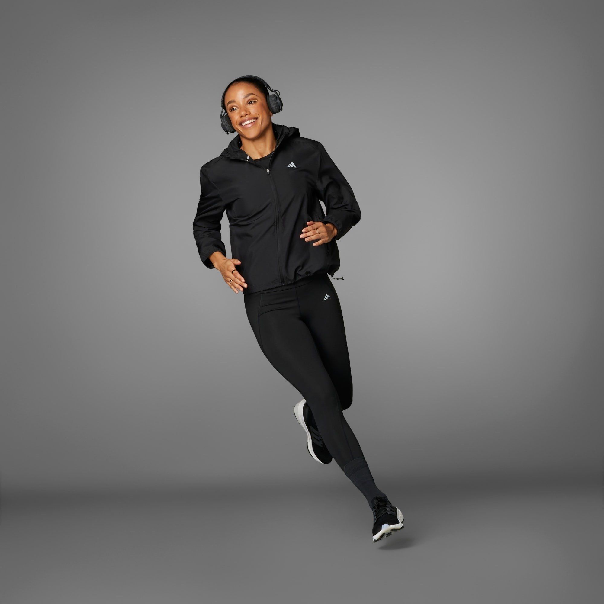 Áo running adidas RUN IT nữ IL7223 