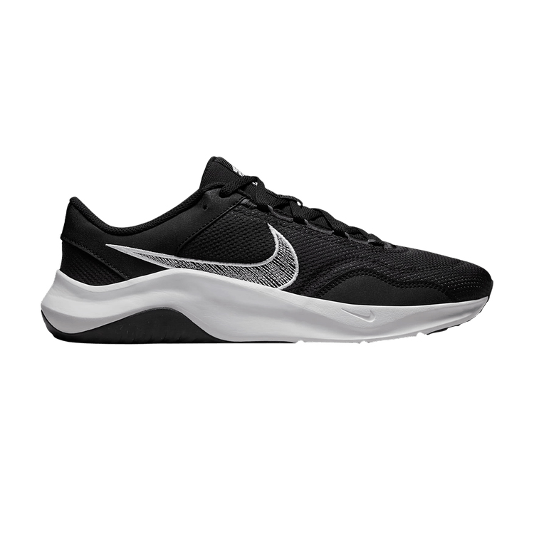 Giầy training NIKE LEGEND ESSENTIAL 3 nam DM1120-001