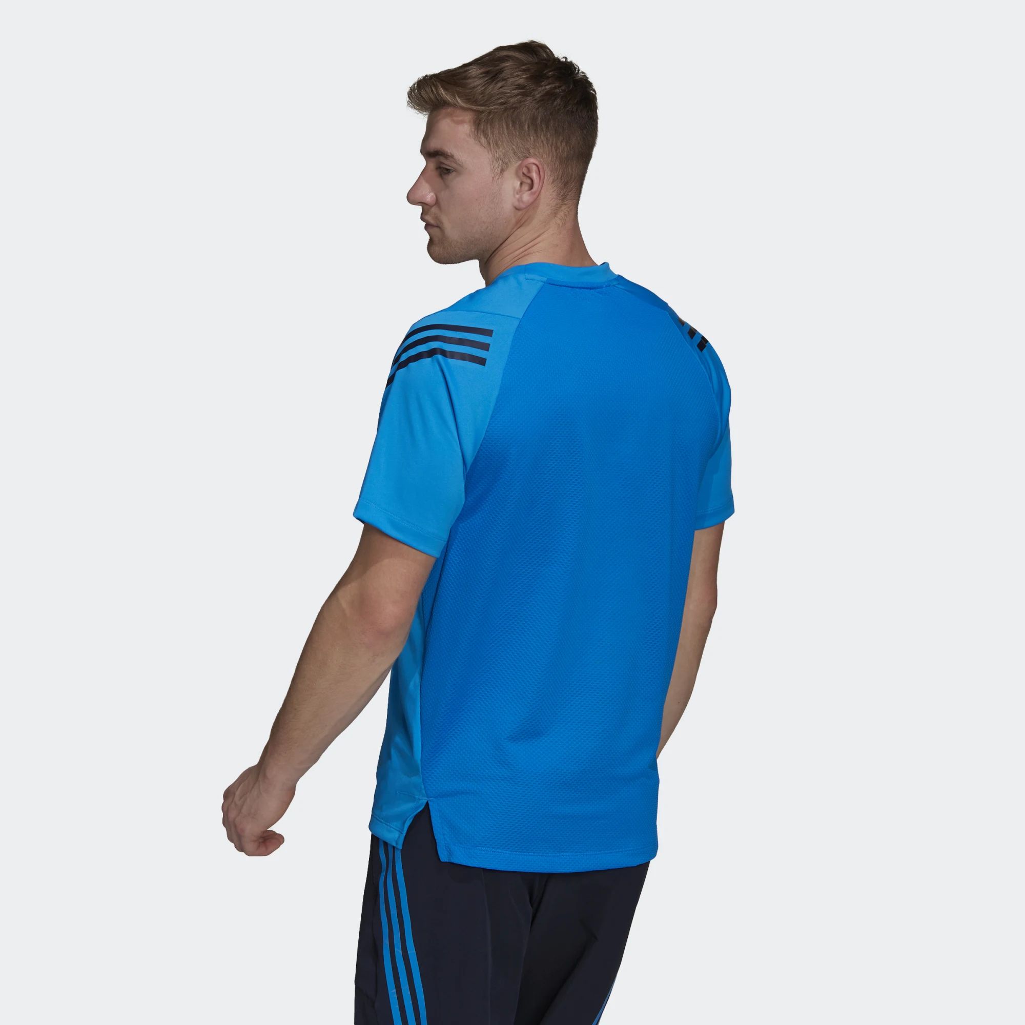  Áo training TRAIN ICON TRAINING TEE adidas nam HC2762 