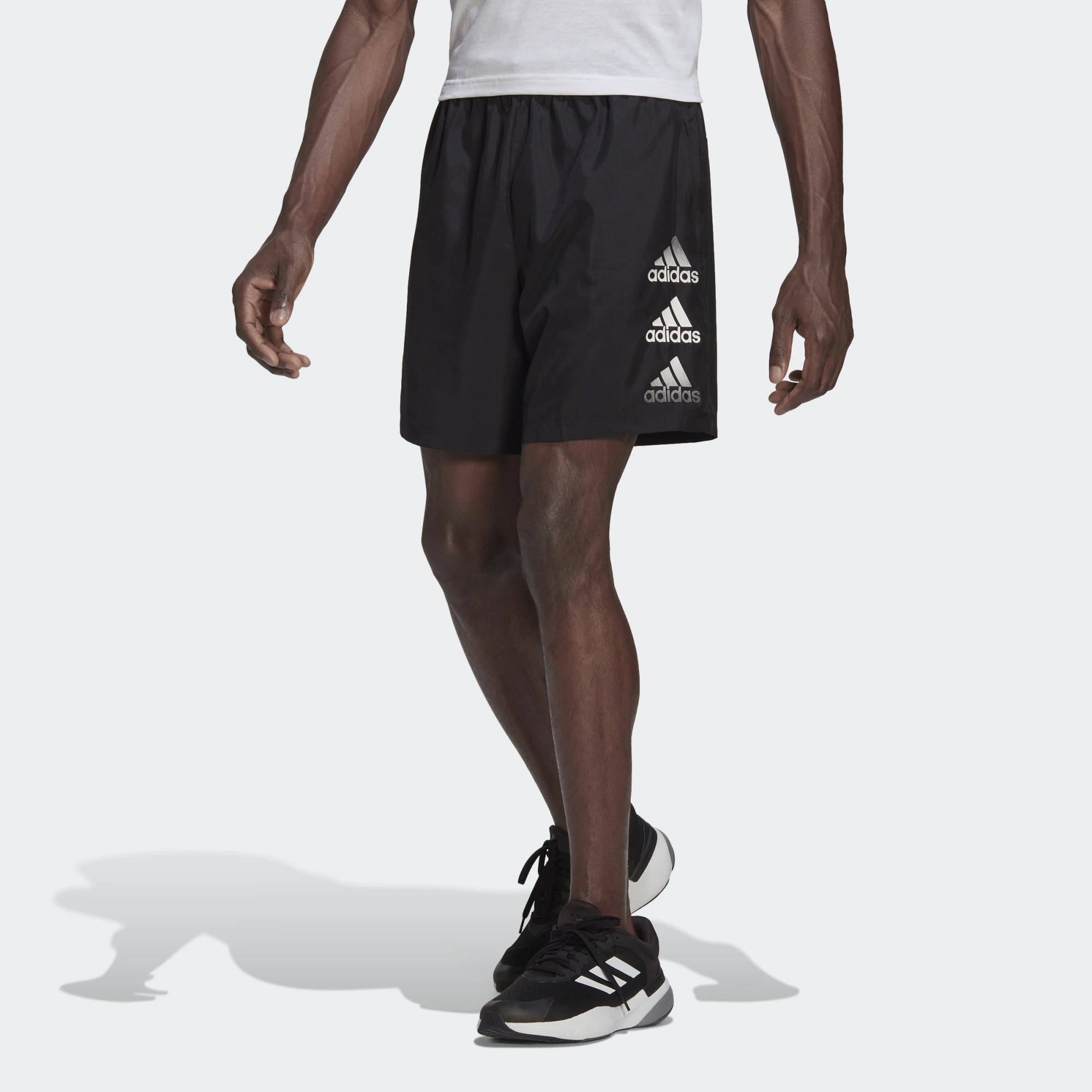 Quần training D2M LOGO SHORT adidas nam HM4795