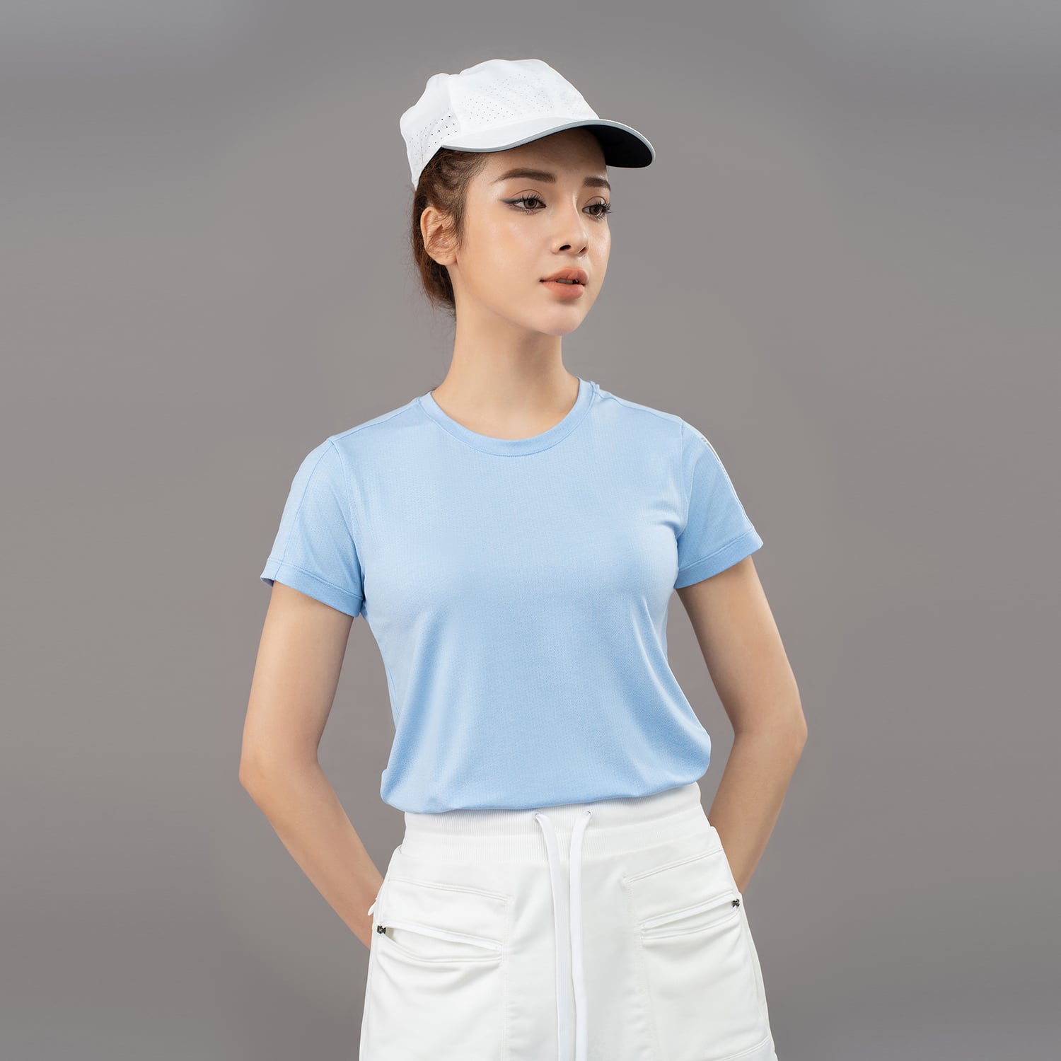 Áo Tshirt nữ AM xanh da trời TSW2301-33