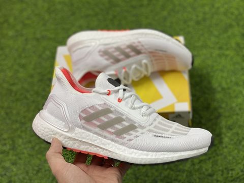 ULTRABOOST S.RDY