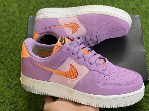 NIKE AIR FORCE 1 07 SE