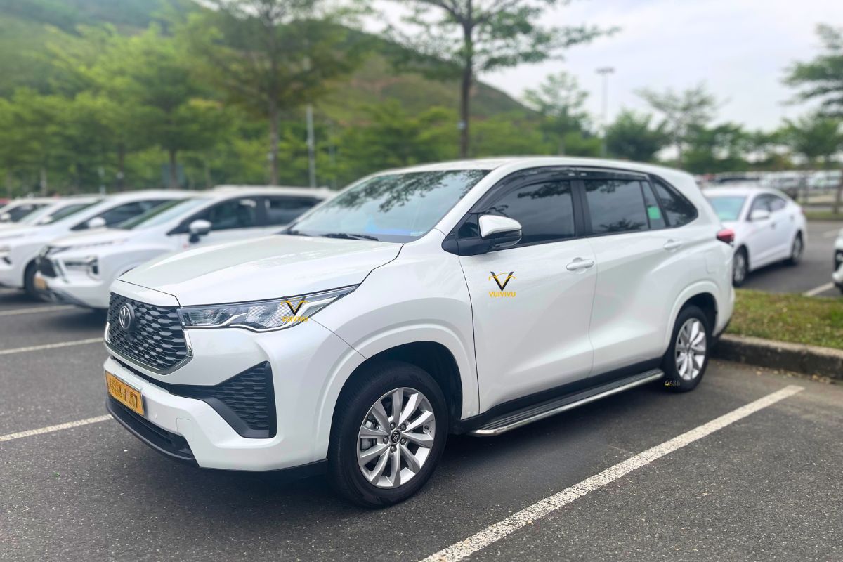Thuê xe 7 chỗ Toyota Innova tại Đà Nẵng