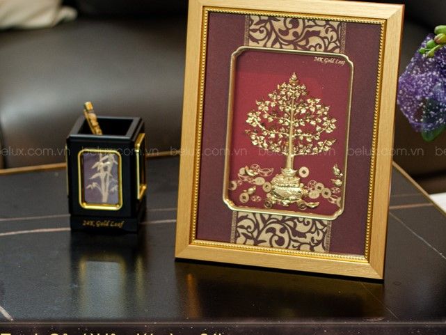 Tranh tiền đồng dát vàng 24k