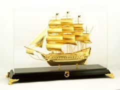 Biểu trưng thuyền buồm mạ vàng
