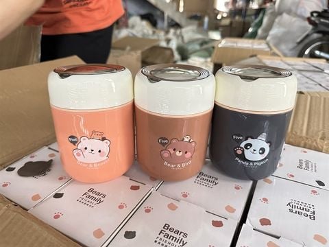 Ủ cháo hình gấu Bears Family NT664 450ml màu nâu