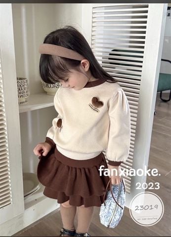  Bộ DT váy len đính tim kem nâu size 110 