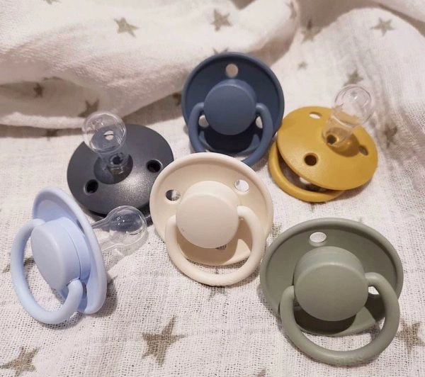  Ty giả BIBS 0-3Y DeLux kèm nắp 