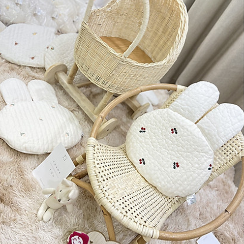  Gối Dotot Hàn Quốc hình thỏ thêu họa tiết 