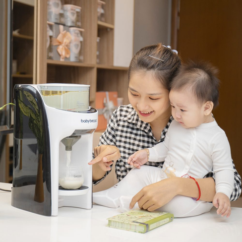  Máy pha sữa Baby Brezza 