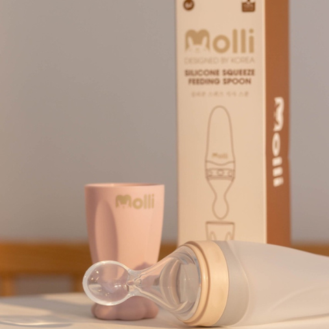 Bình thìa ăn dặm Molli có hai màu (CHIEC)