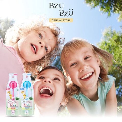  Bàn chải đánh răng Bzu Bzu màu xanh 3Y+ 
