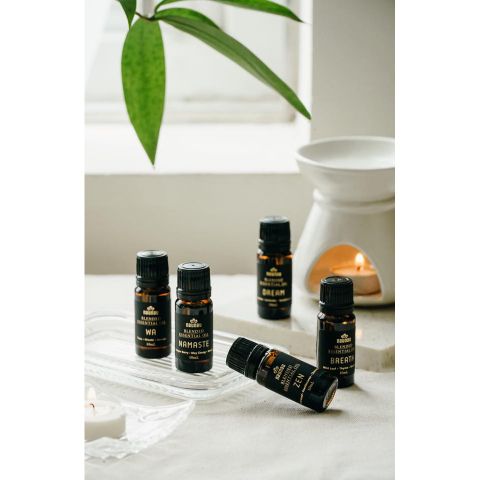 Tinh dầu thiên nhiên naunau Zen 10ml giúp xoa dịu tâm trạng, giảm âu lo, đem lại sự tĩnh lặng trong tâm hồn