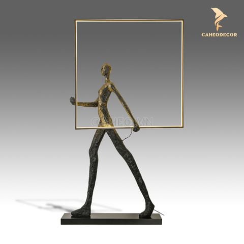 Tượng Đèn Trang Trí - Người Giữ Đèn Vuông
