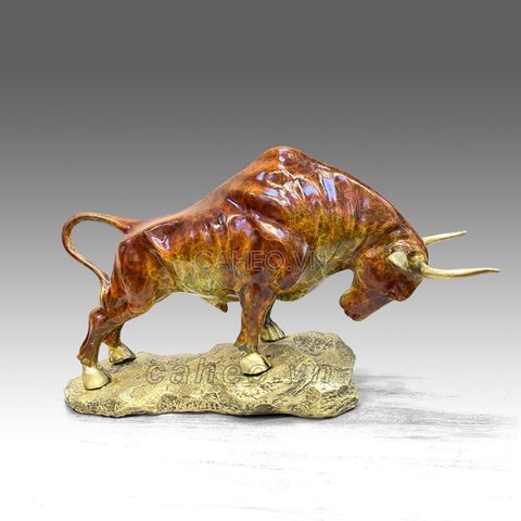 Tượng Đồng Bò Tót Tài Chính Phong Thủy