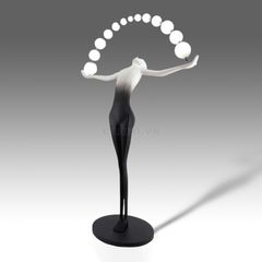 Tượng Đèn Sàn Nghệ Thuật Trang Trí - Cô Gái Nhỏ