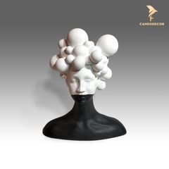 Trang Trí Để Bàn Trừu Tượng - Cô Gái Bong Bóng